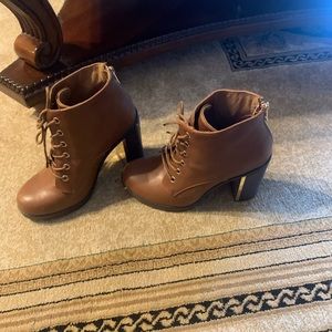 🎈Flaah sale🎈Torrid boots